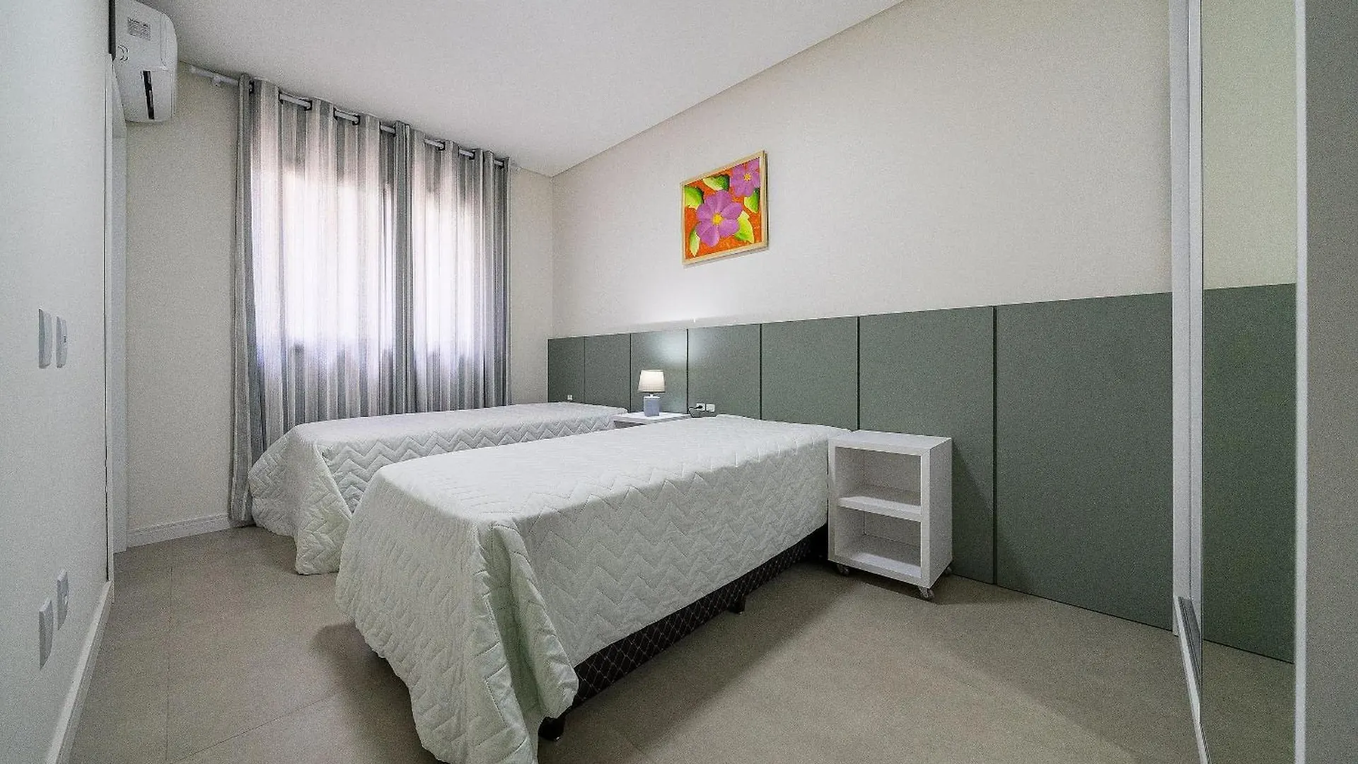Apartment 060 - Lindissimo Apto Com 02 Suites Em Bombas Bombinhas
